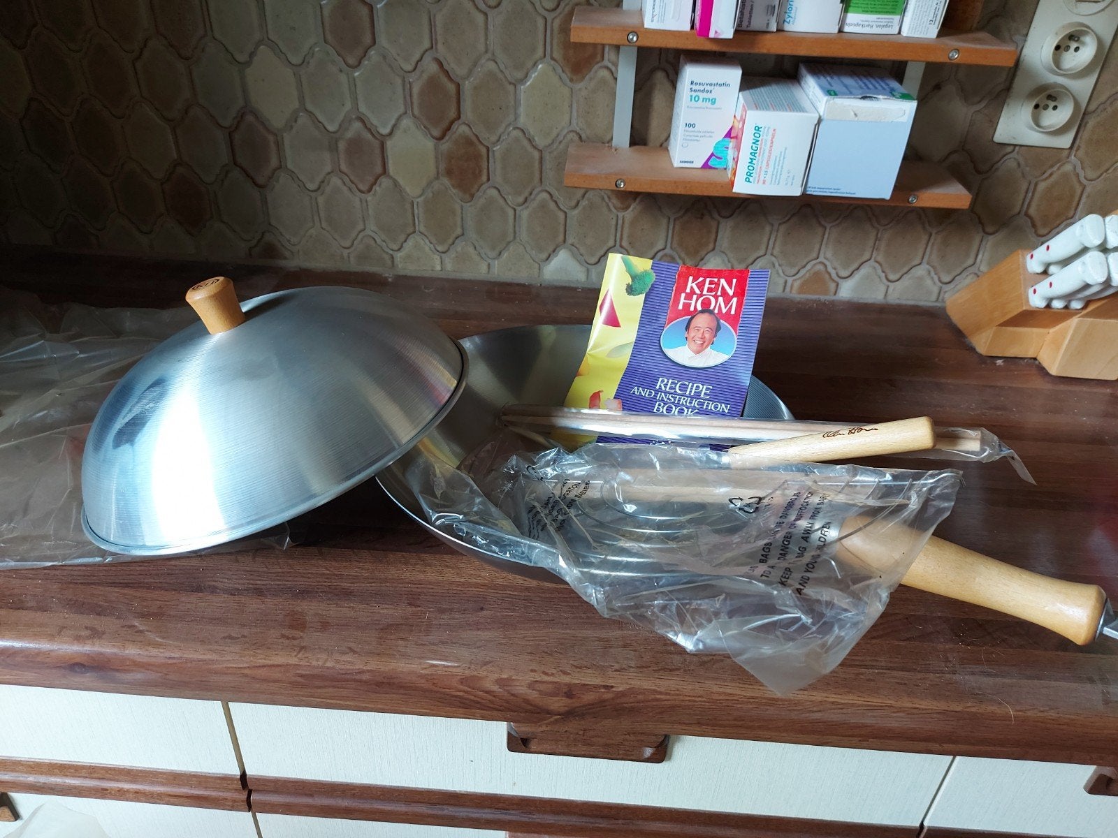 Wok, Avec couvercle, Enlèvement, Neuf, Wok