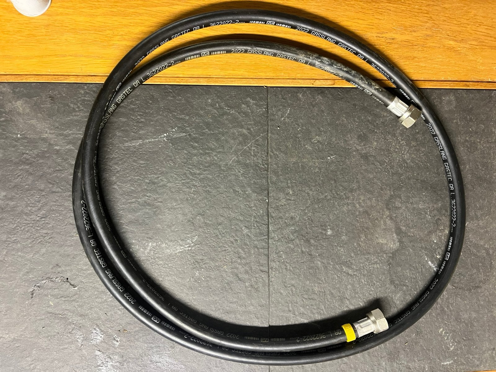 Gasslang 2,5m, Audio, Tv en Foto, Audiokabels en Televisiekabels, Ophalen of Verzenden, Zo goed als nieuw