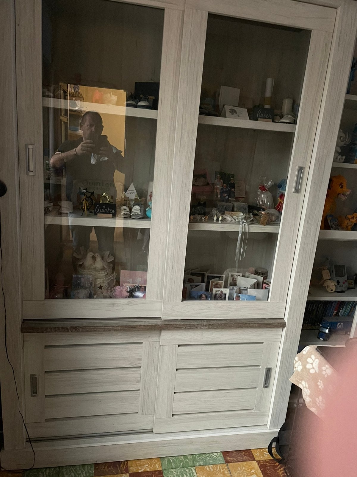 Te koop mooie vitrinekast kast met licht  im heel goed staat, Ophalen, 100 tot 150 cm, 200 cm of meer, Zo goed als nieuw