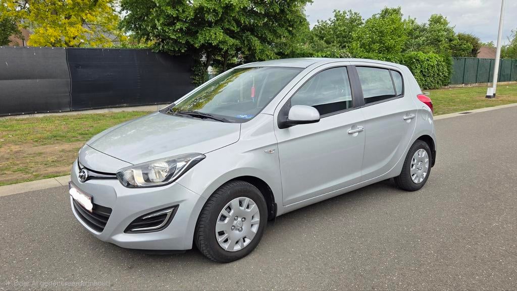 Te koop: Hyundai i20 1.4 Benzine Automaat – 2013
Bouwjaar:, Autos, Hyundai, Achat, 5 portes, Berline, Automatique