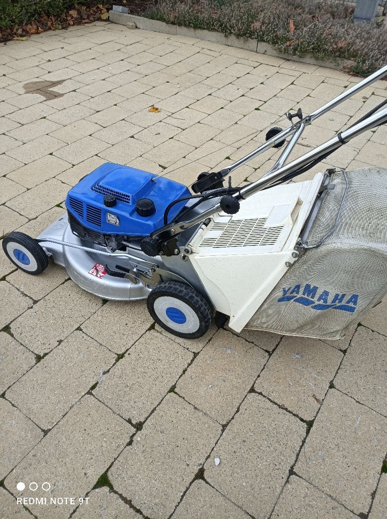 Tondeuse à gazon Yamaha, Tondeuse rotative, Tondeuses à gazon à essence, Utilisé, Enlèvement