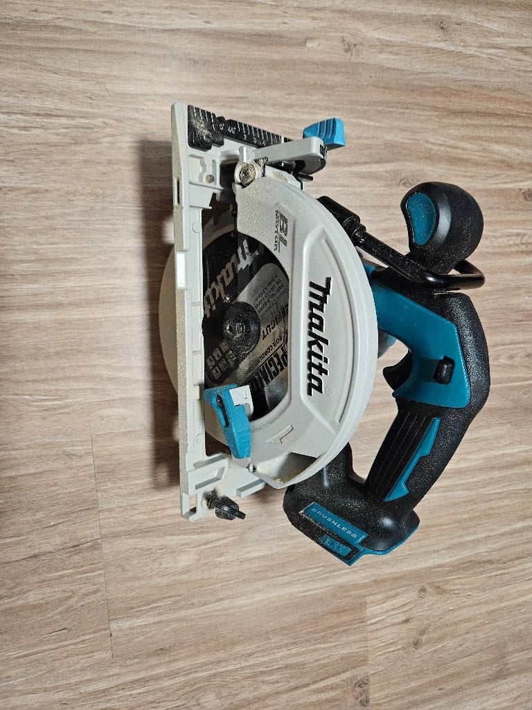 Makita DHS680ZJ 18 Volt Cirkelzaag 165 mm (Body), Doe-het-zelf en Bouw, Gereedschap | Zaagmachines, Zo goed als nieuw, Cirkelzaag