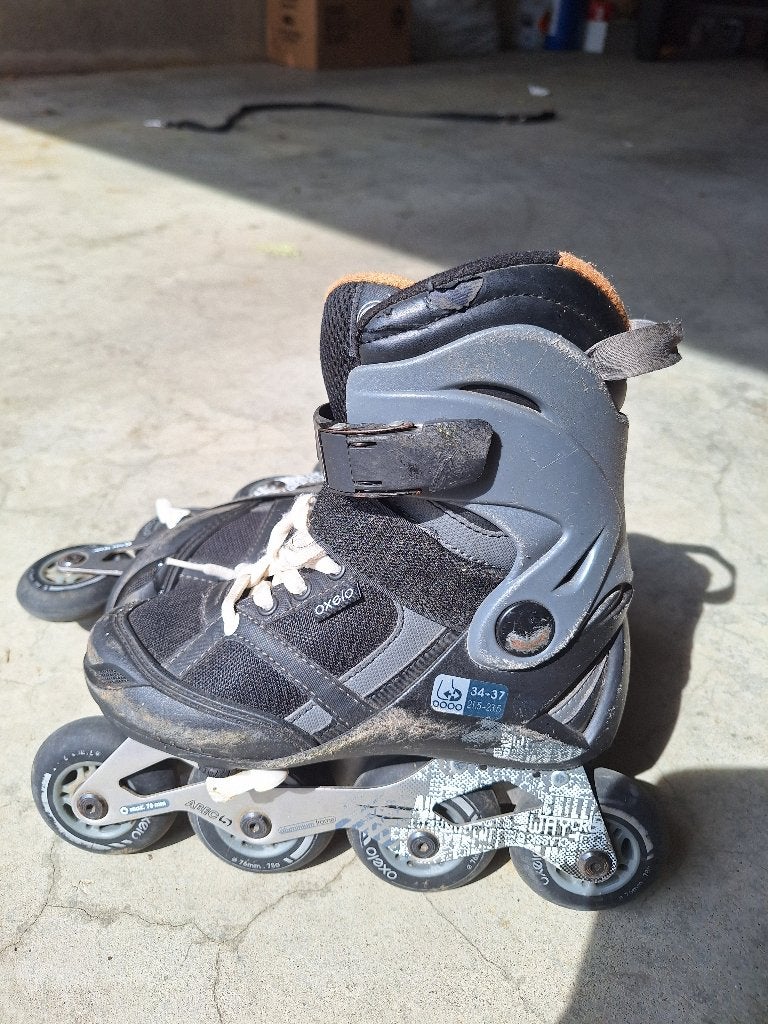 skeelers maat 34-37, Sports & Fitness, Patins à roulettes alignées, Autres marques, Rollers 4 roues en ligne, Réglable, Enlèvement