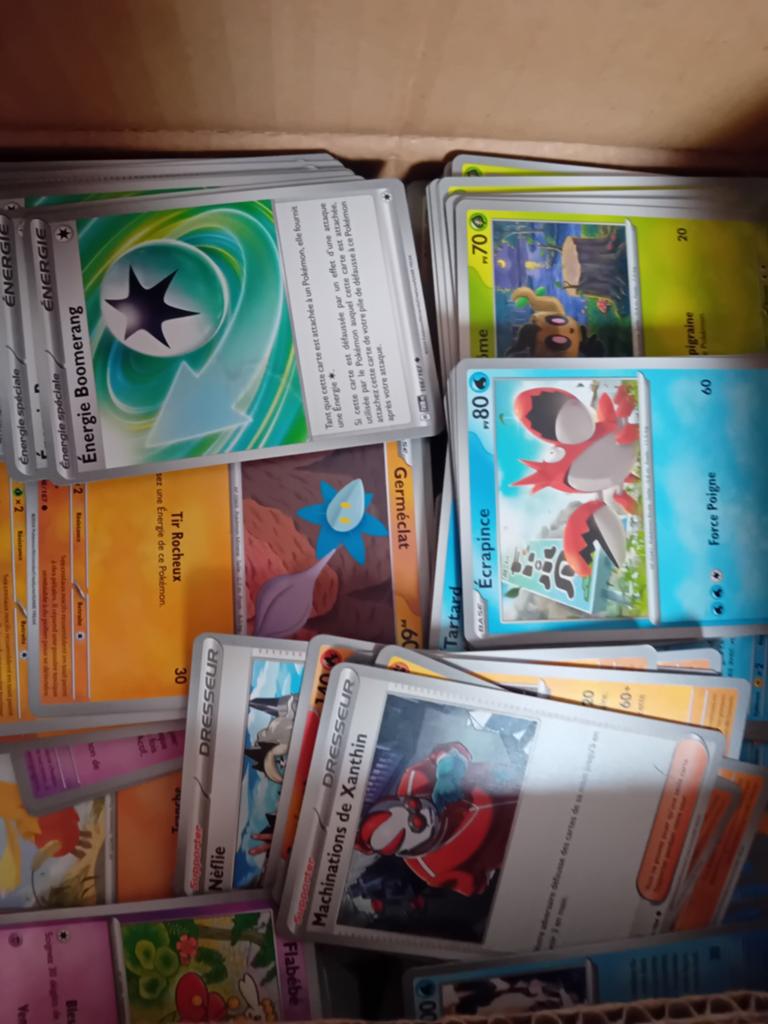 Lot de cartes pokemon, Hobby & Loisirs créatifs, Jeux de cartes à collectionner | Pokémon, Enlèvement ou Envoi