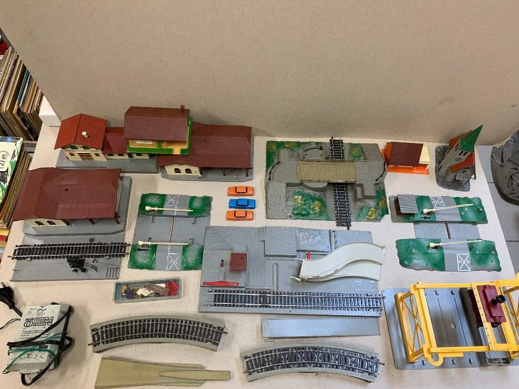 Gros lot Accessoires pour train Lima HO, rails, aiguillages., Enlèvement, Rails, Lima