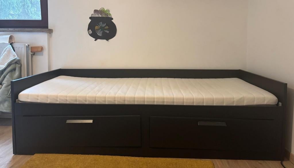 Eenpersoonsbed met 2 schuiven, Huis en Inrichting, Slaapkamer | Bedden, Ophalen, 90 cm, Eenpersoons, Zwart