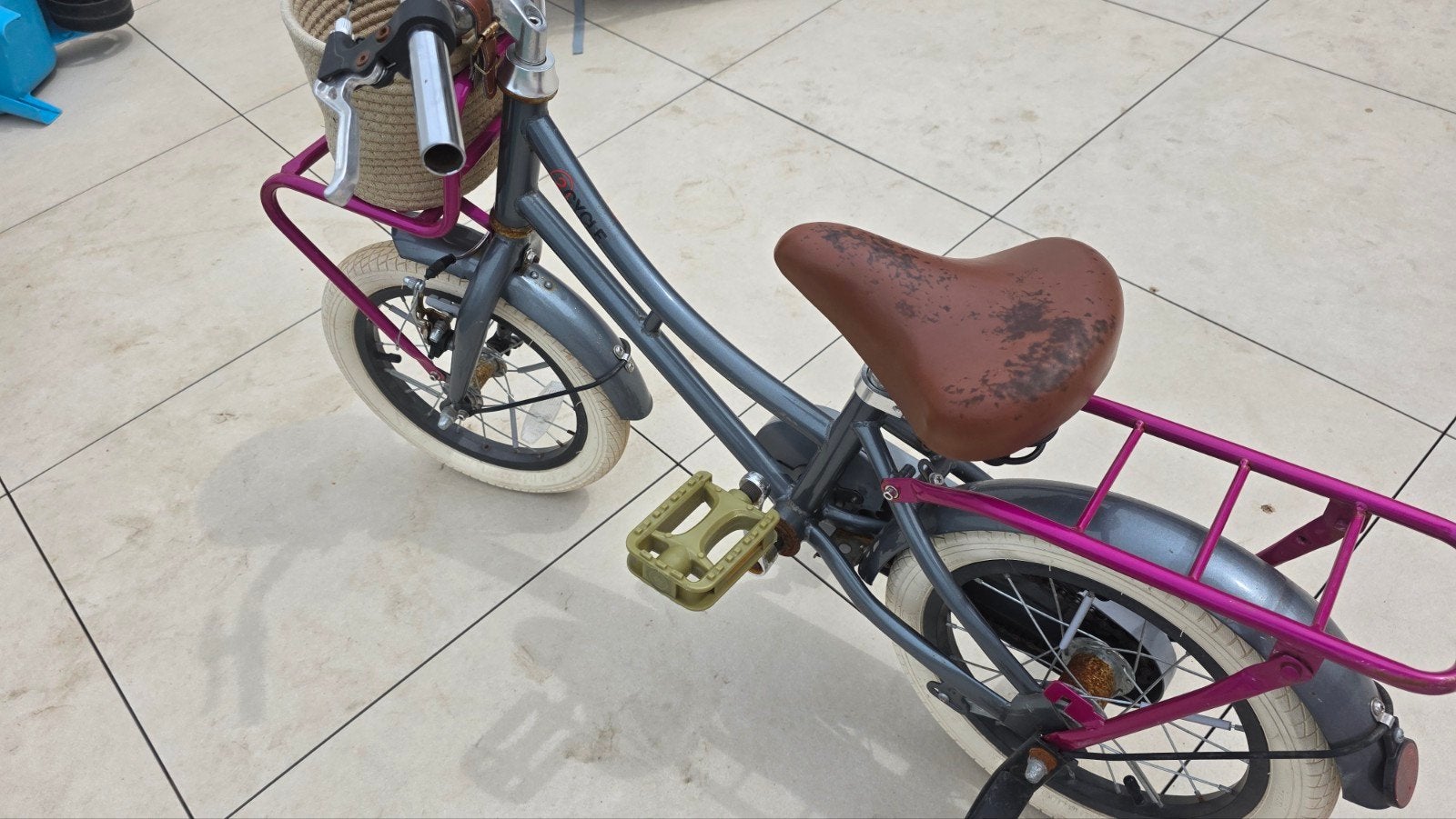 Leuke kinderfiets 2-4 jaar, Ophalen, Zijwieltjes