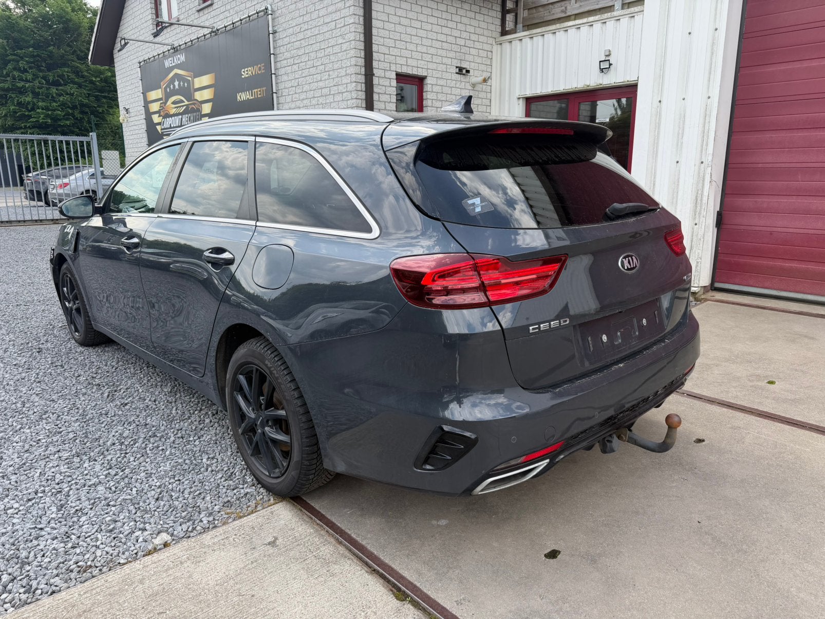 Kia Ceed sw 1.6 GDI PHEV busines 2021 start rijd schadewagen, Autos, Argent ou Gris, Achat, Entreprise, Entretenue par le concessionnaire