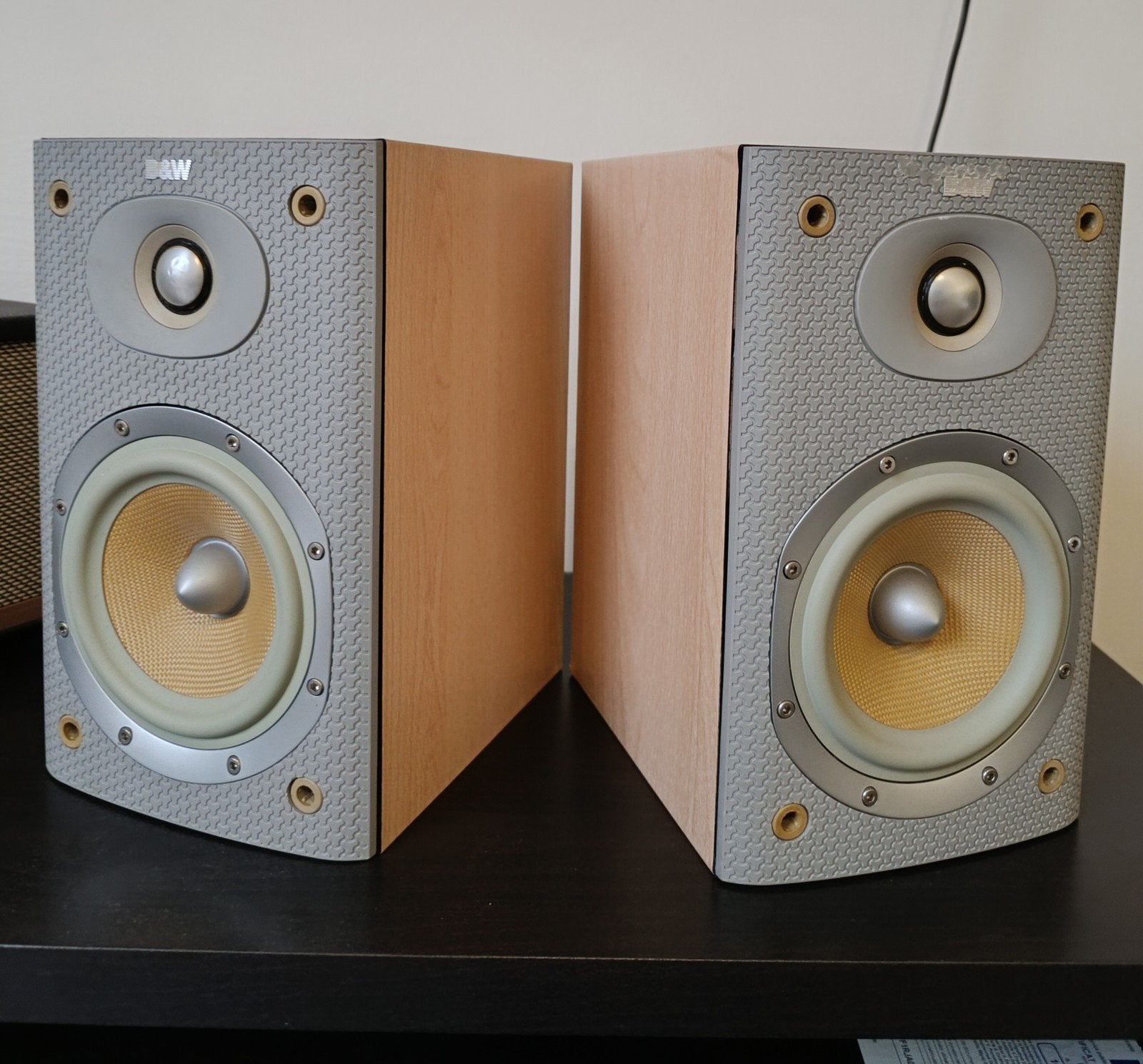 Enceintes bowers & Wilkins DM600 S3, Audio, Tv en Foto, Luidsprekerboxen, Ophalen
