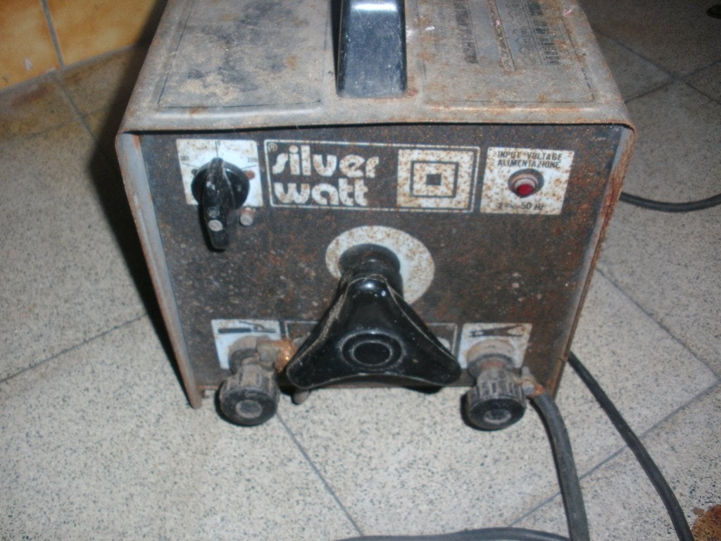 LASPOST  T0T 140 AMPERE 0P 220 0F 380 V0LT, Ophalen of Verzenden, Gebruikt, 150 tot 250 ampère, Elektroden