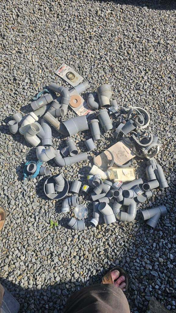 Lot plomberie coudes attaches joints, Bricolage & Construction, Sanitaire