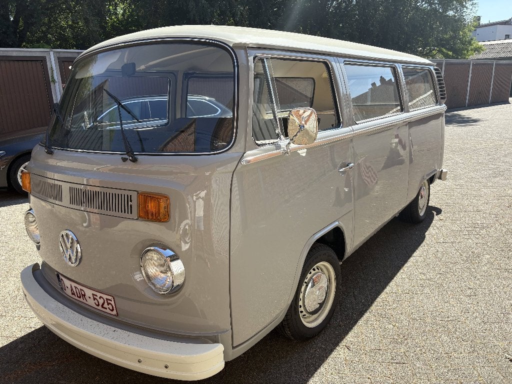 VW T2b 1979 in heel mooie staat!, Auto's, Volkswagen, Achterwielaandrijving, Beige, Overige kleuren, 1600 cc