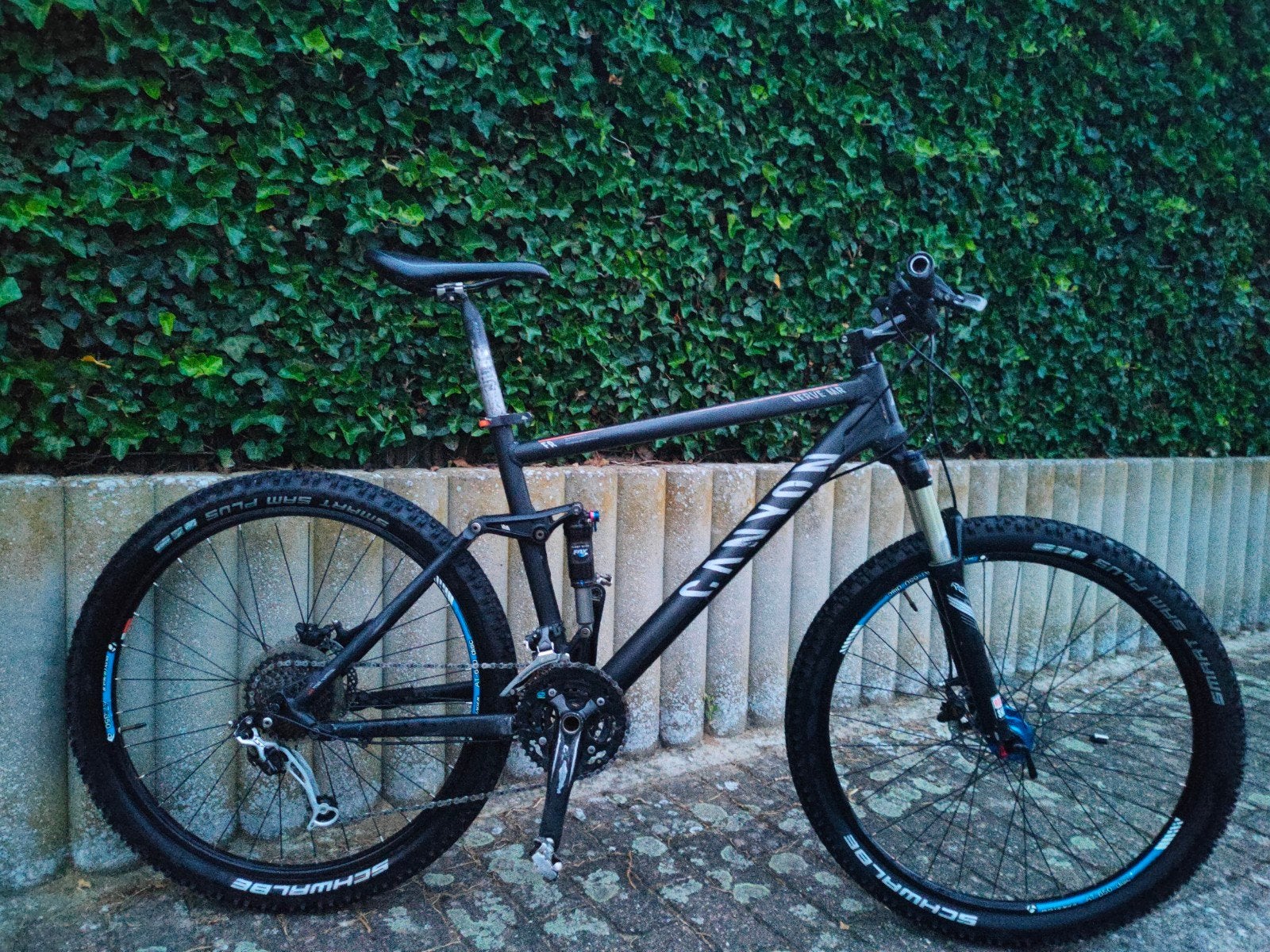 Vélo de montagne de canyon à suspension intégrale MTB VTT XT, Enlèvement
