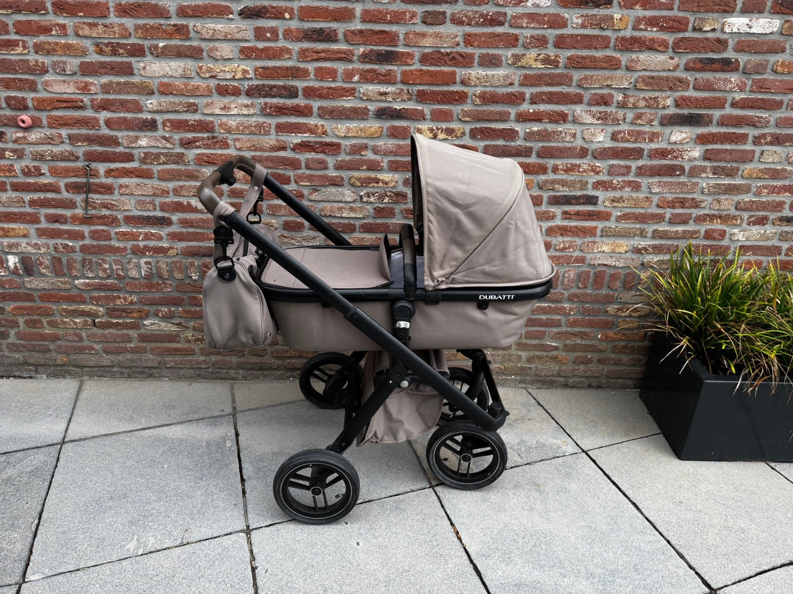 Dubatti one kinderwagen incl accessoires, Enfants & Bébés, Poussettes & Combinaisons, Autres marques, Poussette combi, Utilisé