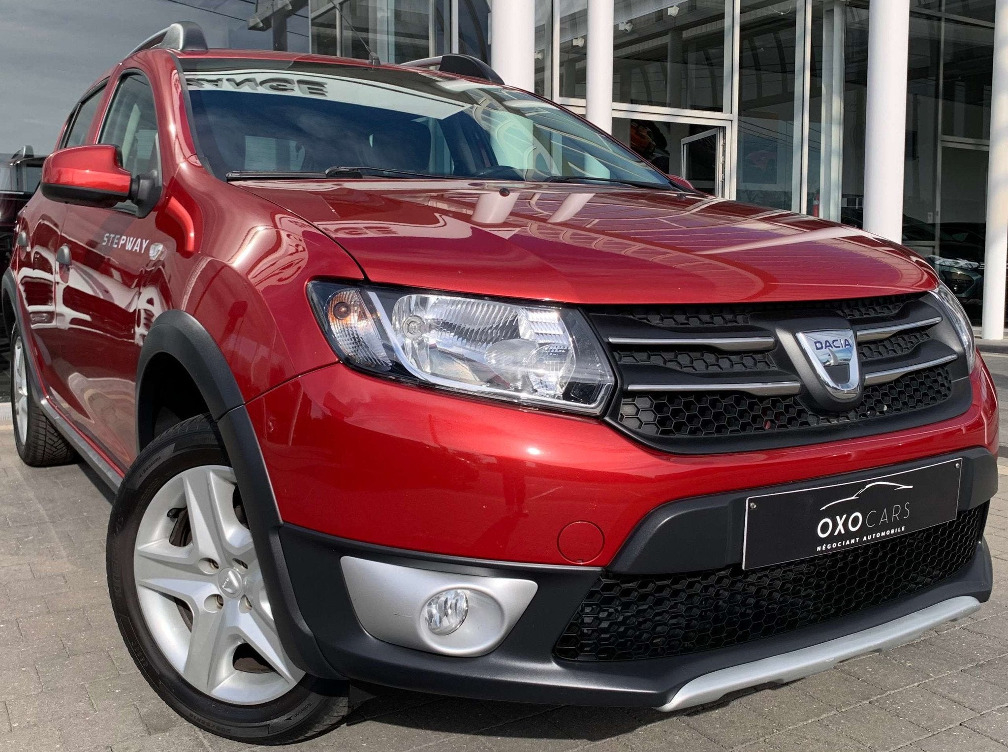 Dacia Sandero 0.9 TCe STEPWAY 90CV / GPS / Airco / Cruise /, Auto's, Voorwielaandrijving, Stof, Gebruikt, Bedrijf