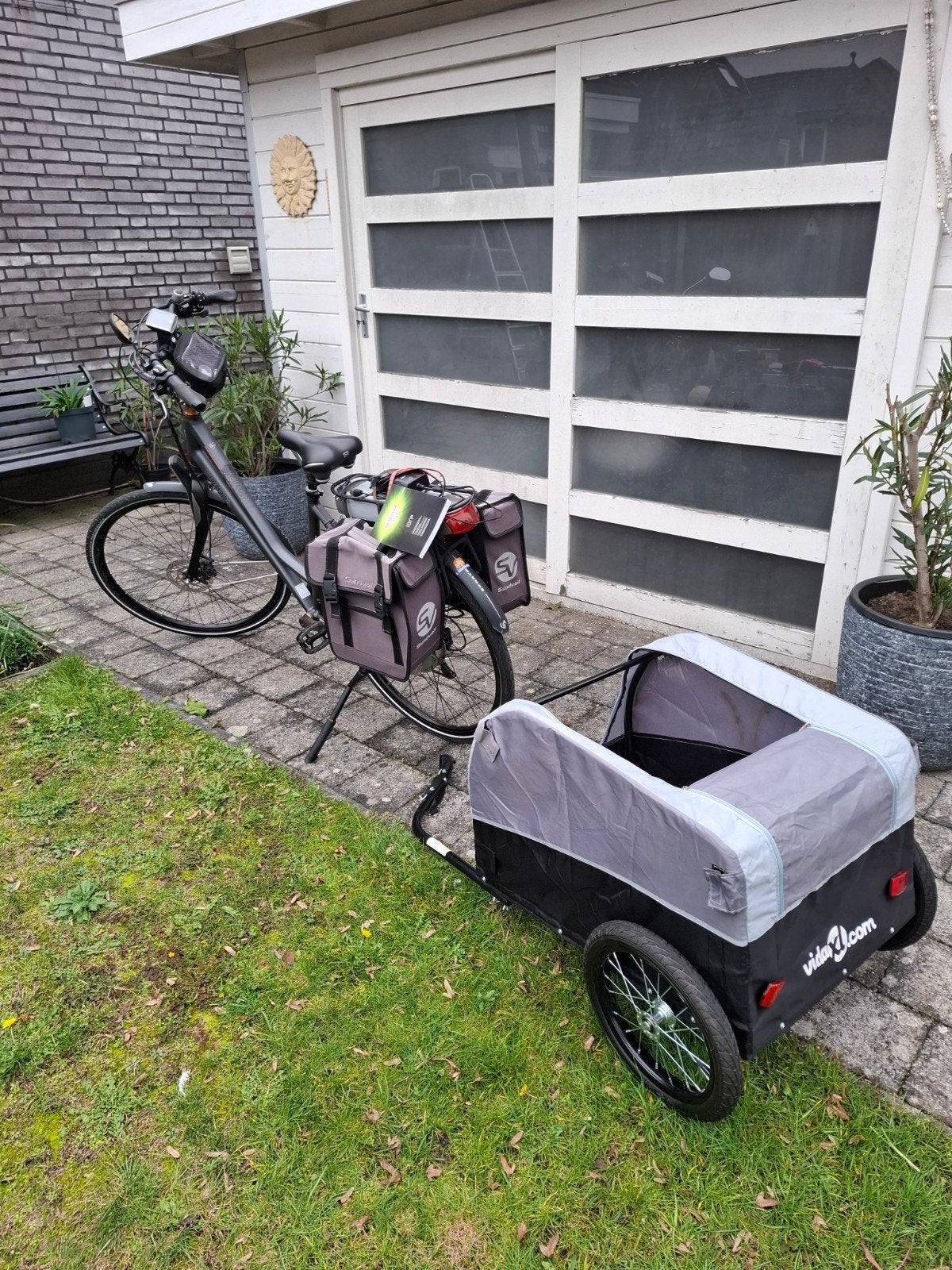 handige fietskar nieuwstaat., Ophalen