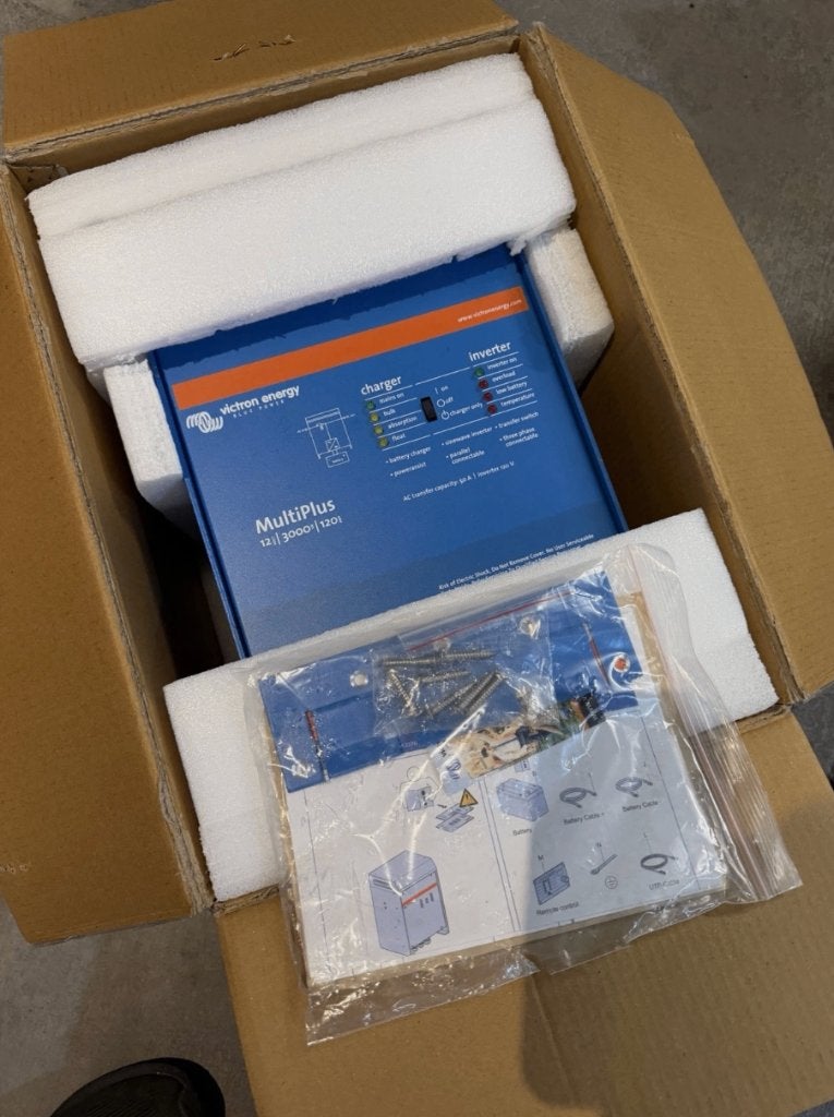 Victron Energy MultiPlus Pure Sine Wave Inverter Charger, Ophalen of Verzenden, Zo goed als nieuw