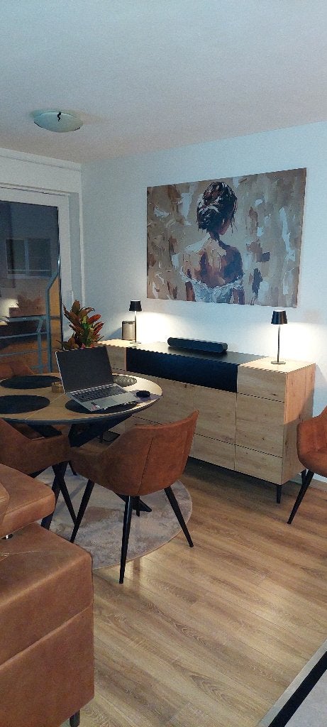 Table ronde/ovale/extensible., Maison & Meubles, 150 à 200 cm, Cinq personnes ou plus, Comme neuf, 100 à 150 cm
