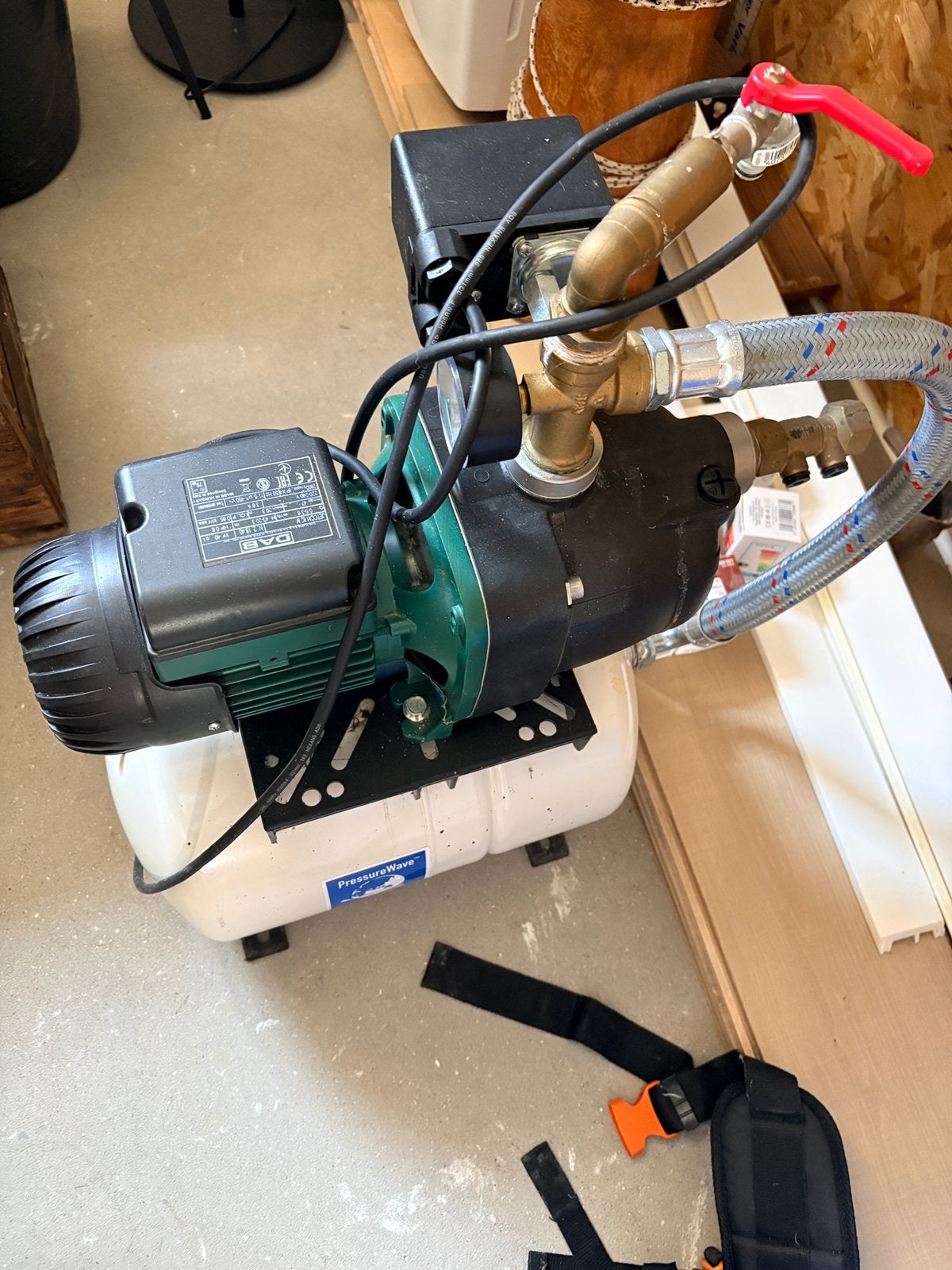 DAB Dab Hydrofoorpomp Aquajet 82M - 850 W, Ophalen, Zo goed als nieuw, Hydrofoorpomp