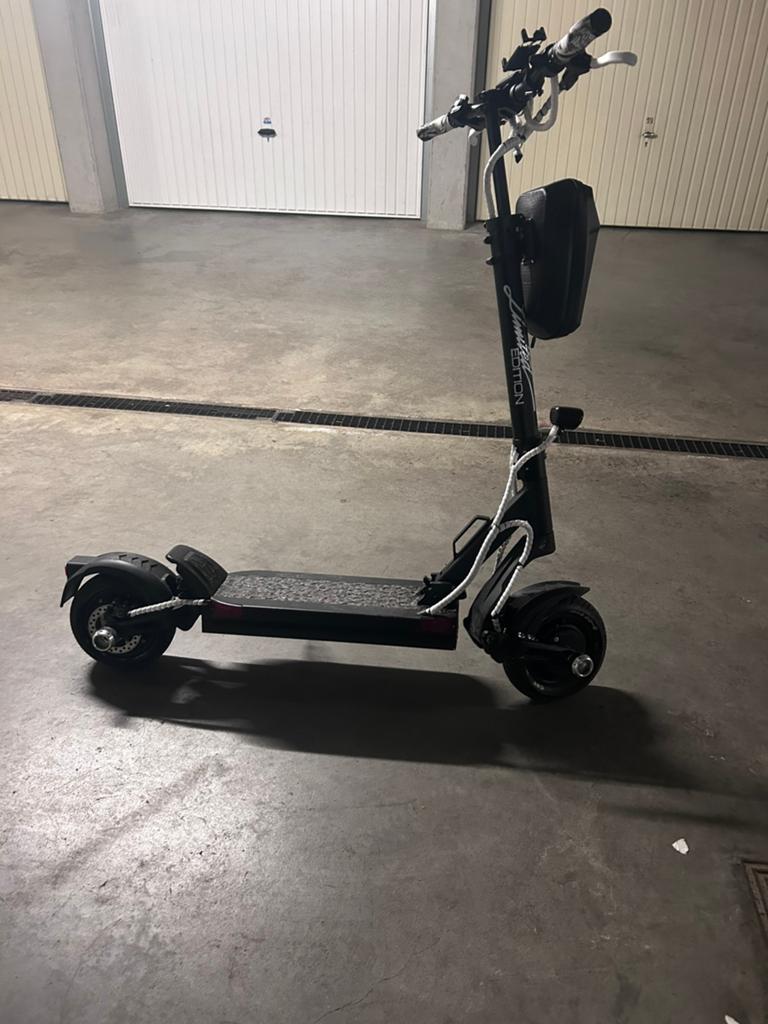 Trotinette électrique, Vélos & Vélomoteurs, Enlèvement ou Envoi, Comme neuf