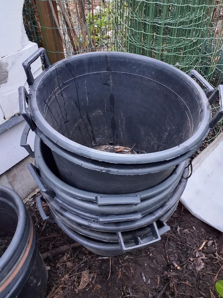 Stevige plastic 60-70 liter bloempotten, Tuin en Terras, Ophalen