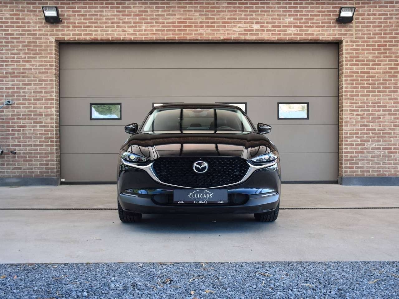 Mazda CX-30 2.0i SKYACTIV-X SKYCRUISE / SCHUIFDAK / 360° CA, Auto's, 0 min, 179 pk, Zwart, 5 zetels