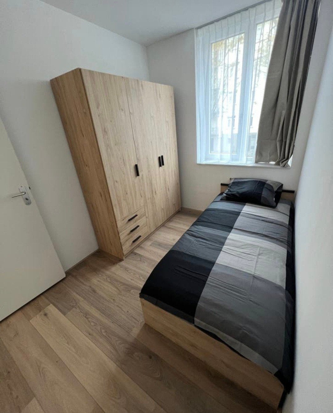 Chambre meublée à louer à Beringen