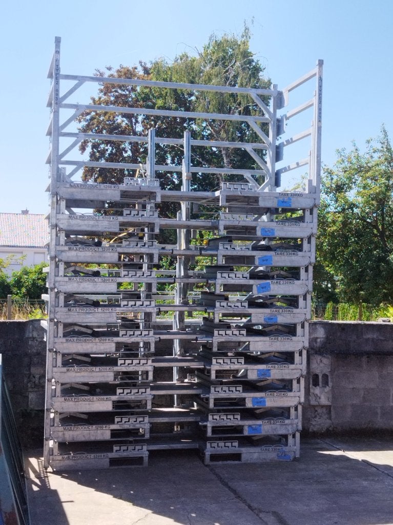 Metalen transportframes / stapelrekken / 267 x 120 x 150 cm
