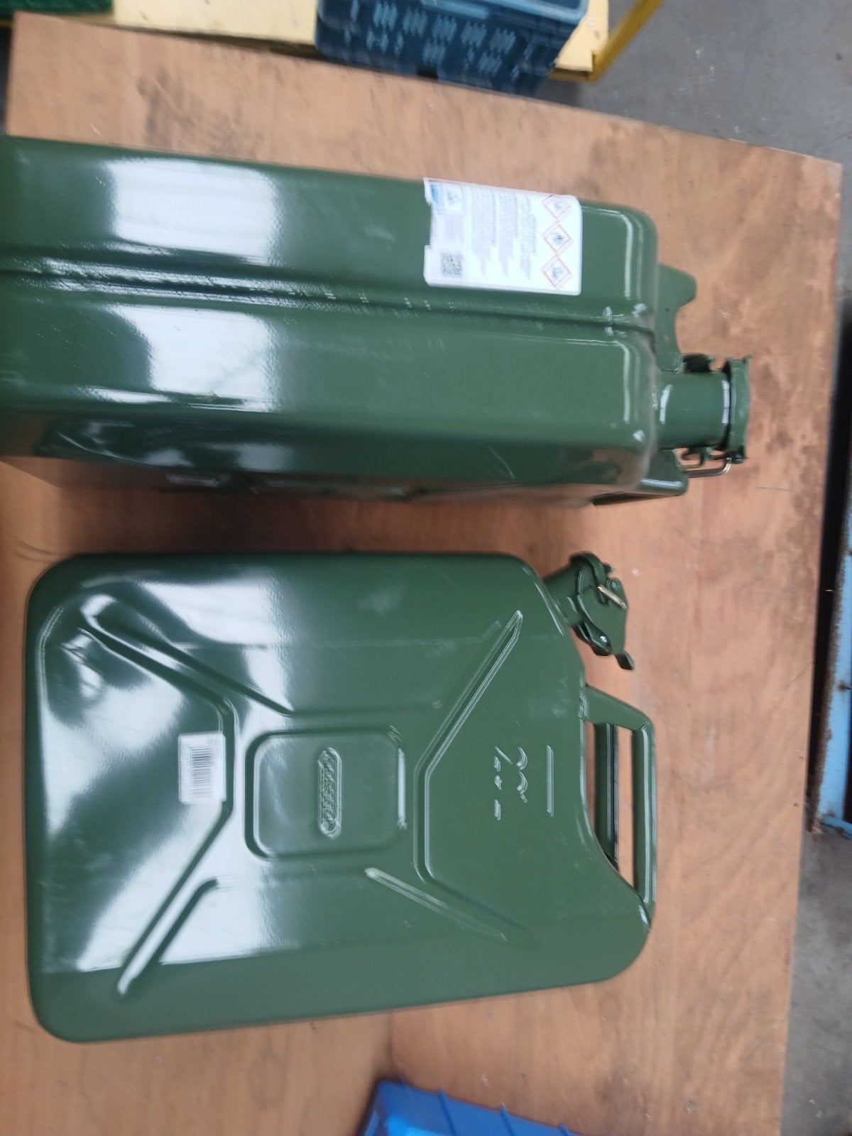2 nieuwe jerrycans PRESSOL, Ophalen, Nieuw