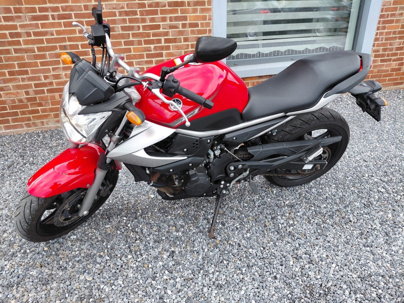 YAMAHA XJ6 année 2010, Enlèvement