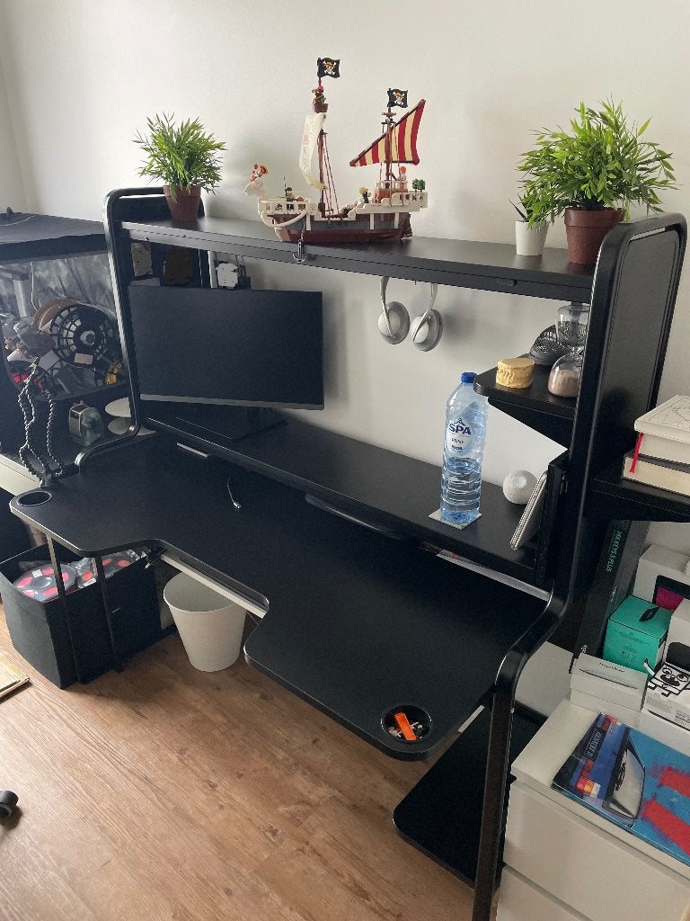 Bureau (Gaming) IKEA "FREDDE", Bureau gaming, 74 cm, Utilisé, IKEA