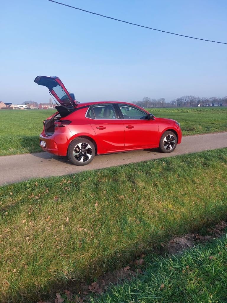 Opel corsa elektrisch, Zwart, Leder en Stof, Elektrisch, 5 deurs