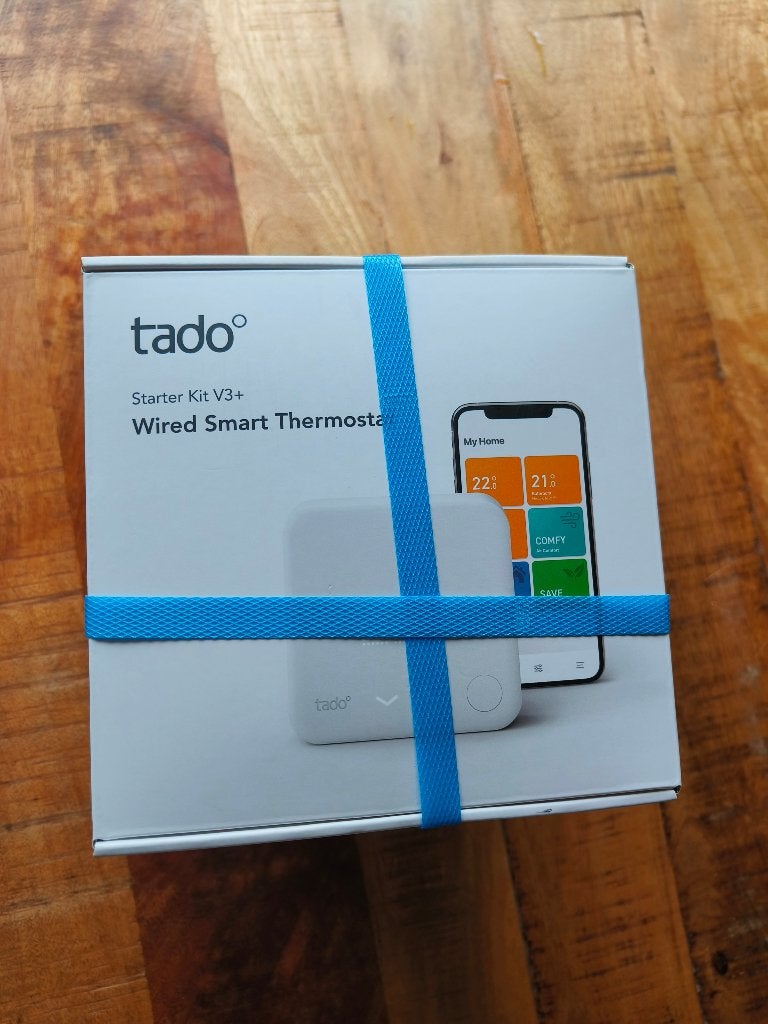 Tado Wired Slimme Thermostaat V3+ Starter Kit met 4 koppen, Bricolage & Construction, Thermostats, Neuf, Thermostat intelligent