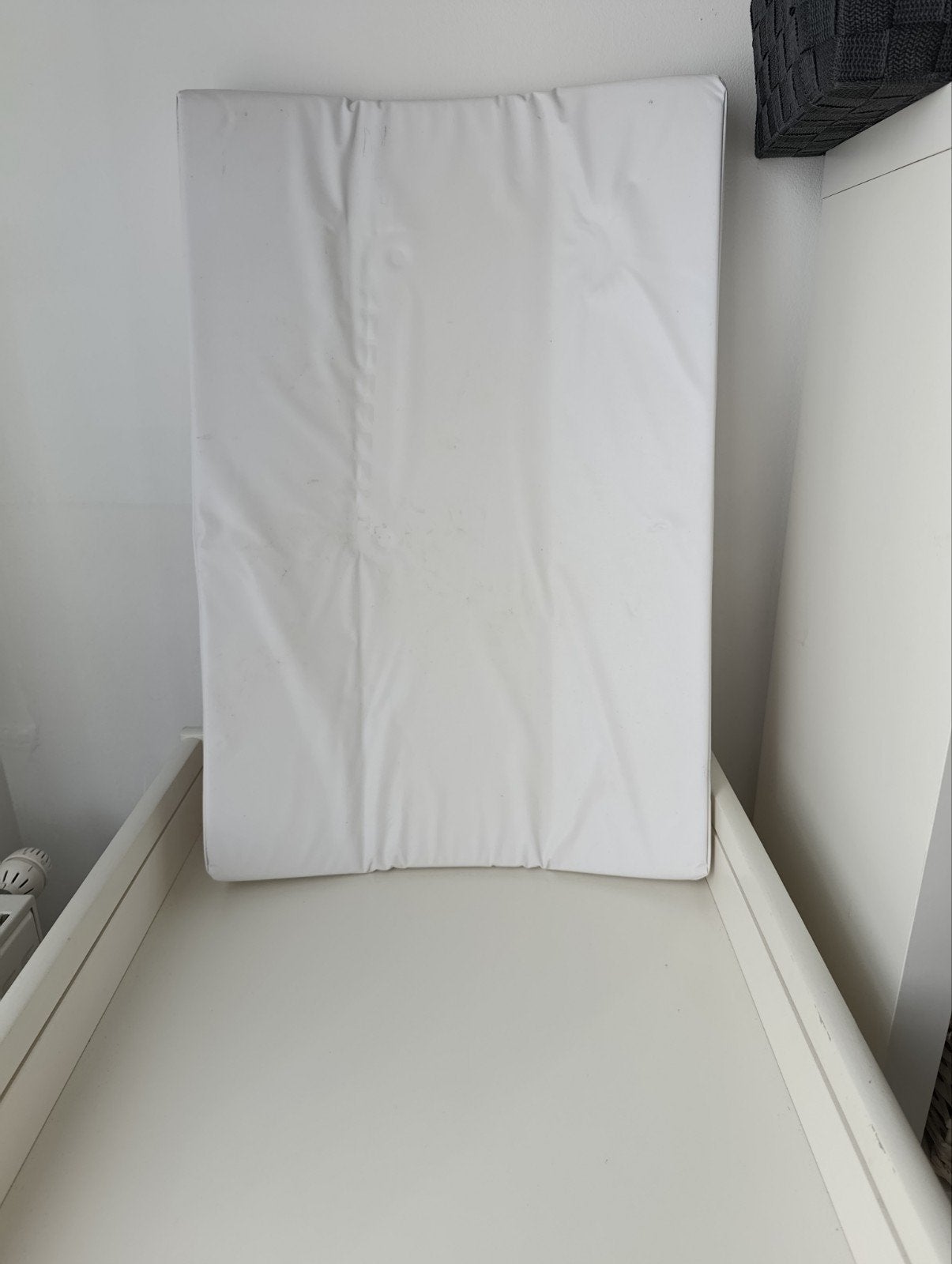 luiertafel met bakjes en luierkussen erbij, Gebruikt, Aankleedkussen, Standaard, Ophalen