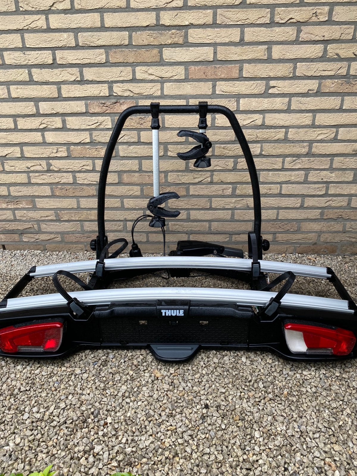 Thule fietsendrager geschikt tot 60kg, Ophalen, Zo goed als nieuw, Brede banden, 2 fietsen