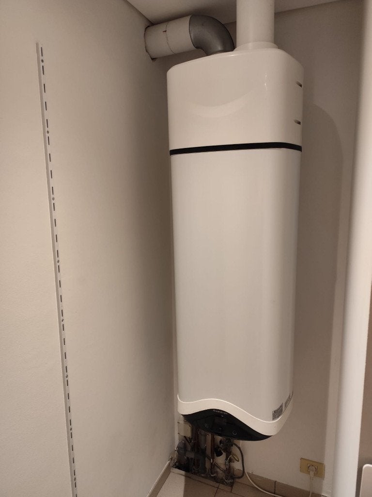 Ariston Nuon warmtepompboiler 110 liter, Bricolage & Construction, Chauffe-eau & Boilers, Boiler, Utilisé, 100 litres ou plus