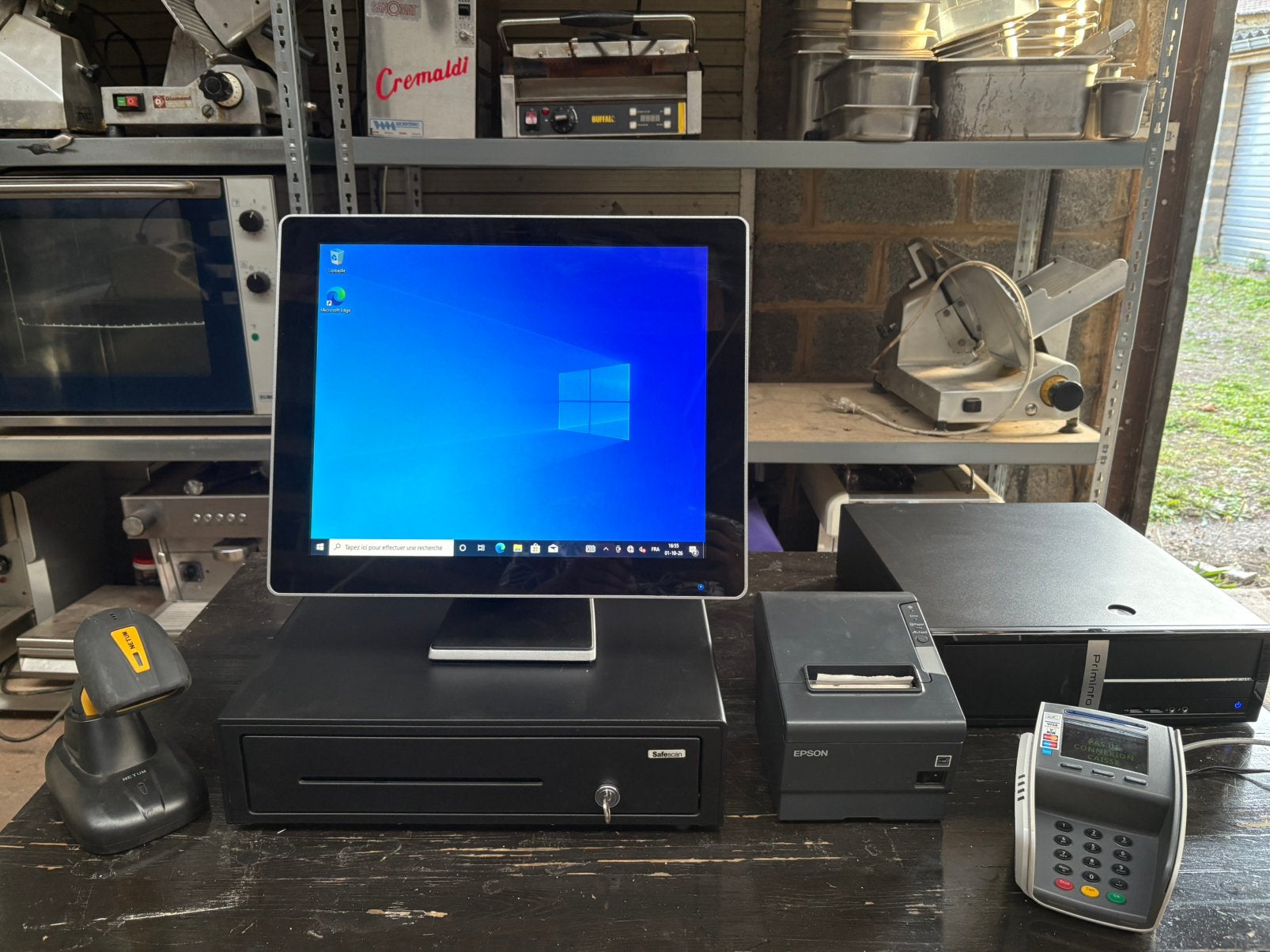 CAISSE TACTILE PROFESSIONNELLE COMPLÈTE – 750 € TVAC, Enlèvement