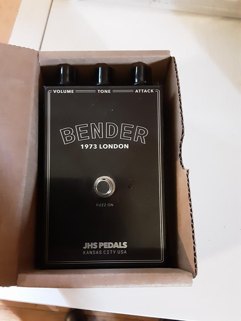 Fuzz JHS BENDER, Muziek en Instrumenten, Ophalen