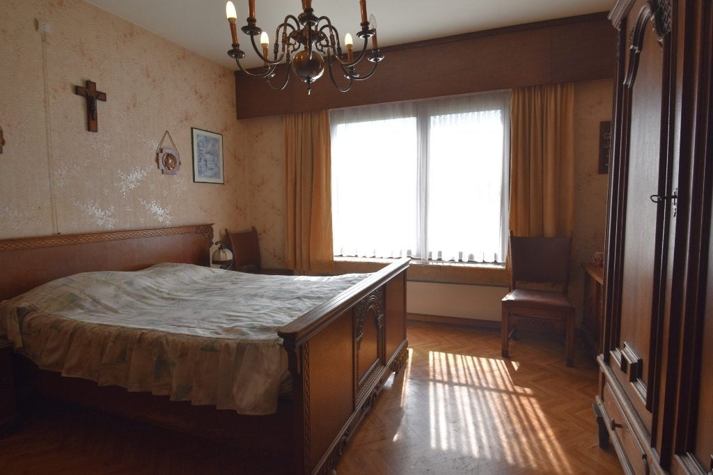 Vintage slaapkamer in volle eik met zeer mooi houtsnijwerk, Huis en Inrichting, Ophalen, Gebruikt, Bruin, 210 cm