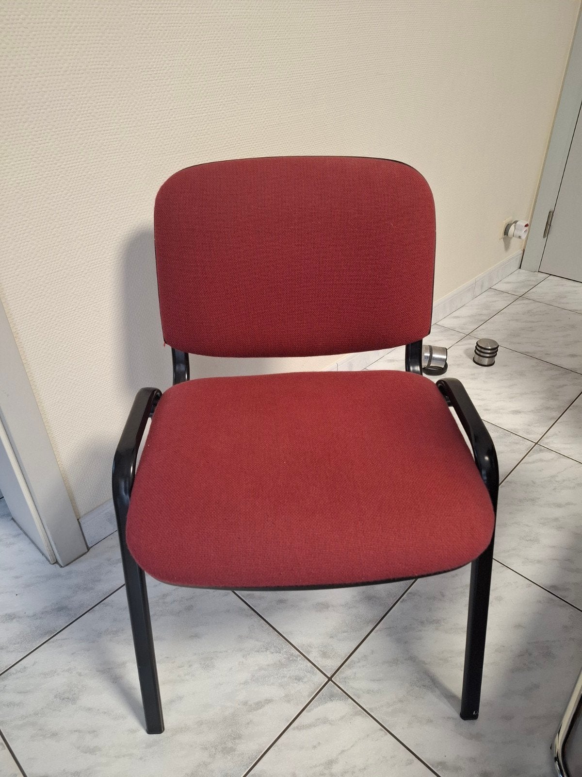 Chaises de bureau en tissu de couleur rouge, Enlèvement, Rouge