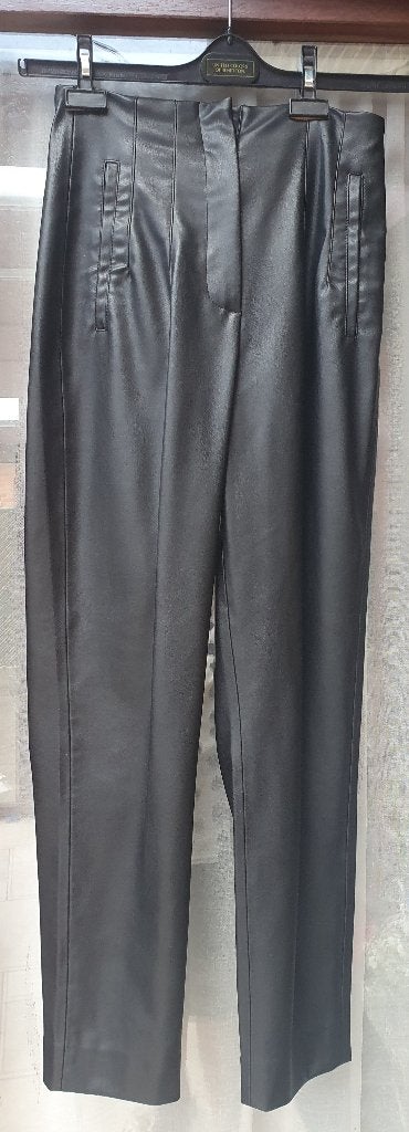 Zwarte broek in lederlook van Zara maat XS, Ophalen of Verzenden, Zo goed als nieuw, Maat 34 (XS) of kleiner, Zara