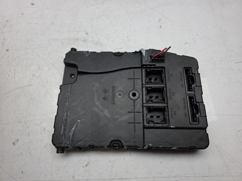 ORDINATEUR GESTION COMMUTATEUR ALLUMAGE Clio III (BR / CR), Dhr. J. Ham, Renault, Administratie@autoham.nl, Utilisé
