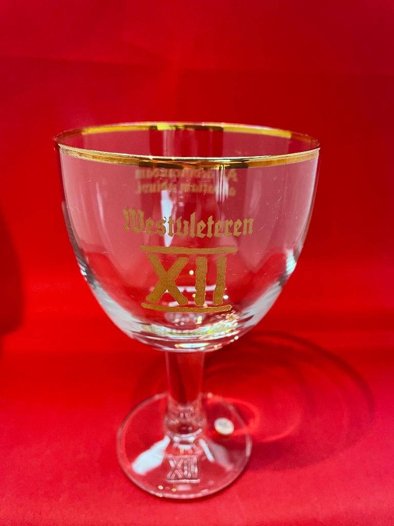 Petit verre à bière Westvleteren avec bord doré, Enlèvement ou Envoi, Utilisé, Verre à bière