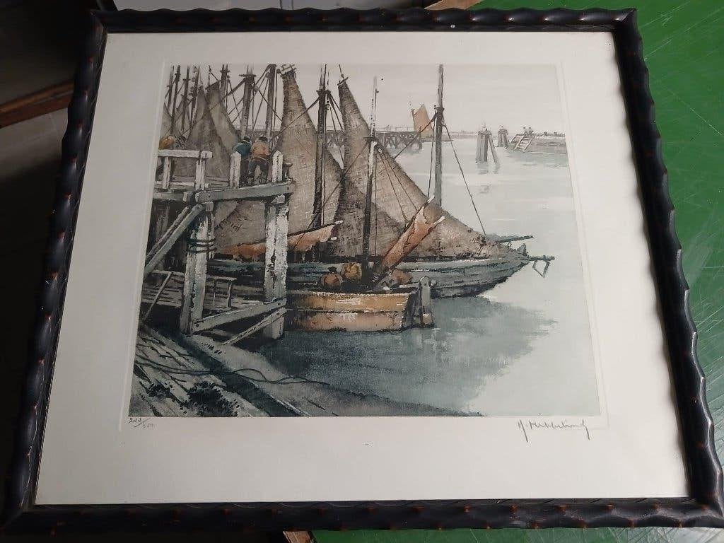 gesigneerde ets Roger , boten in haven, Ophalen of Verzenden, Ets, Ingelijst