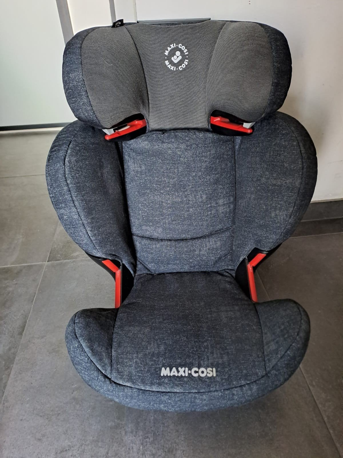 Autostoel maxi cosi rodifix - zeer goede staat, Ophalen