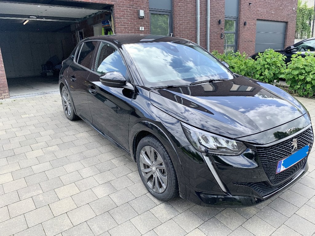 Peugeot E-208 Style Pack, Autos, Achat, Euro 6, Entretenue par le concessionnaire, Noir
