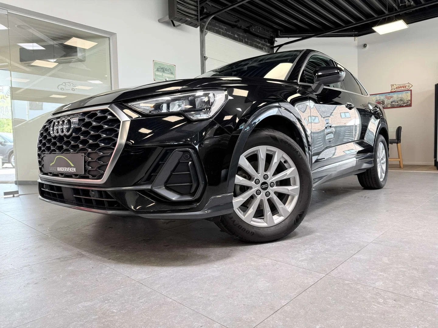 Audi Q3 Sportback Q3 35 TDi S tronic (automatique), Autos, Achat, 110 kW, https://public.car-pass.be/vhr/dc1dc2ec-461d-40c2-8be5-f90346ef6852