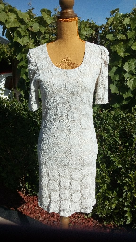 Superbe robe romantique « Vila » tout en dentelle taille M, Enlèvement ou Envoi, Taille 36 (S), Vila, Porté