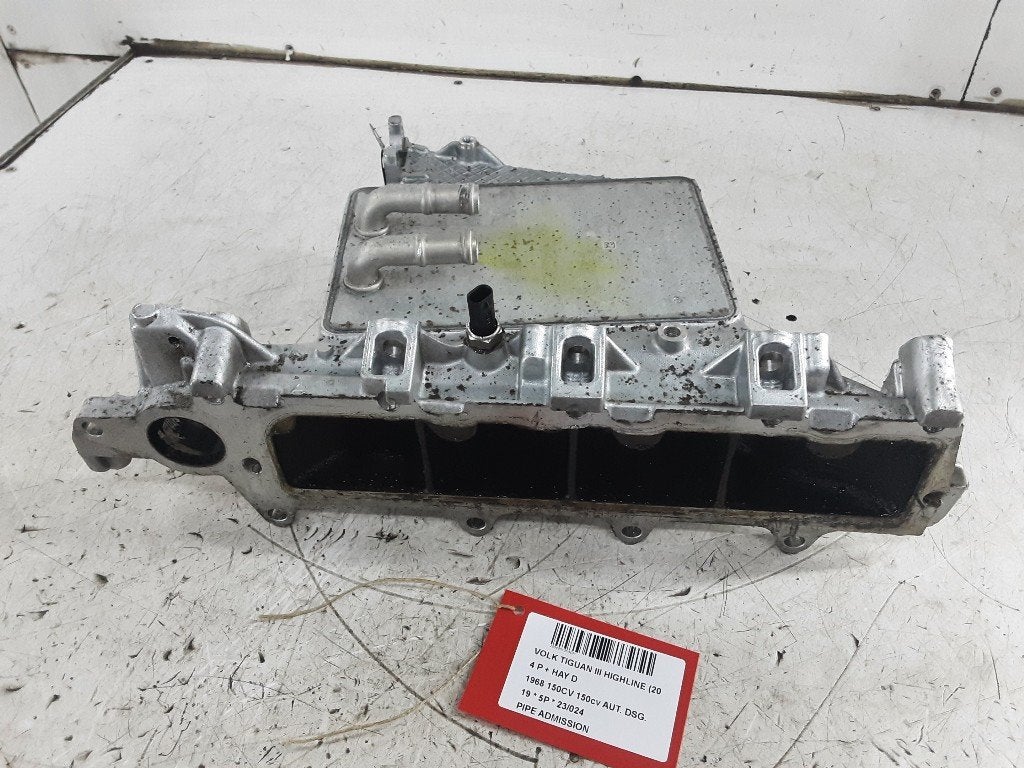 COLLECTEUR D'ADMISSION Volkswagen Tiguan (AD1) (0002366596), Volkswagen, Mevr. I. Hauben, Utilisé, Rue de l'Espoir 34 34
4030  GRIVEGNÉE, BE