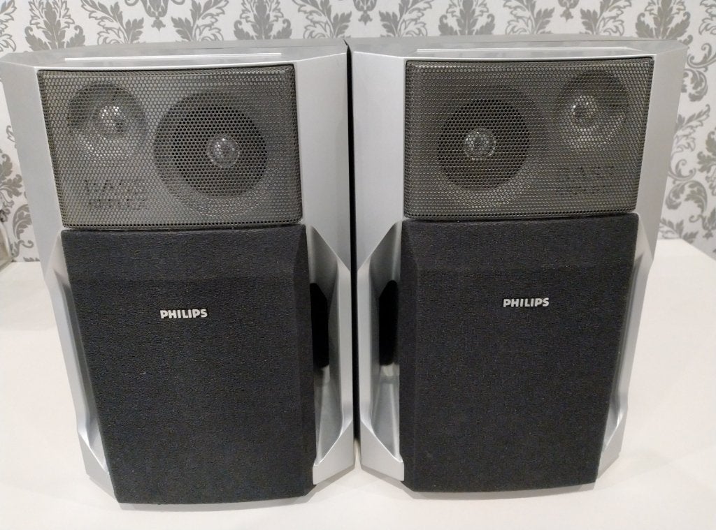 Haut-parleur stéréo Philips Base Reflex argenté/noir, TV, Hi-fi & Vidéo, Philips, 60 à 120 watts, Comme neuf, Enlèvement